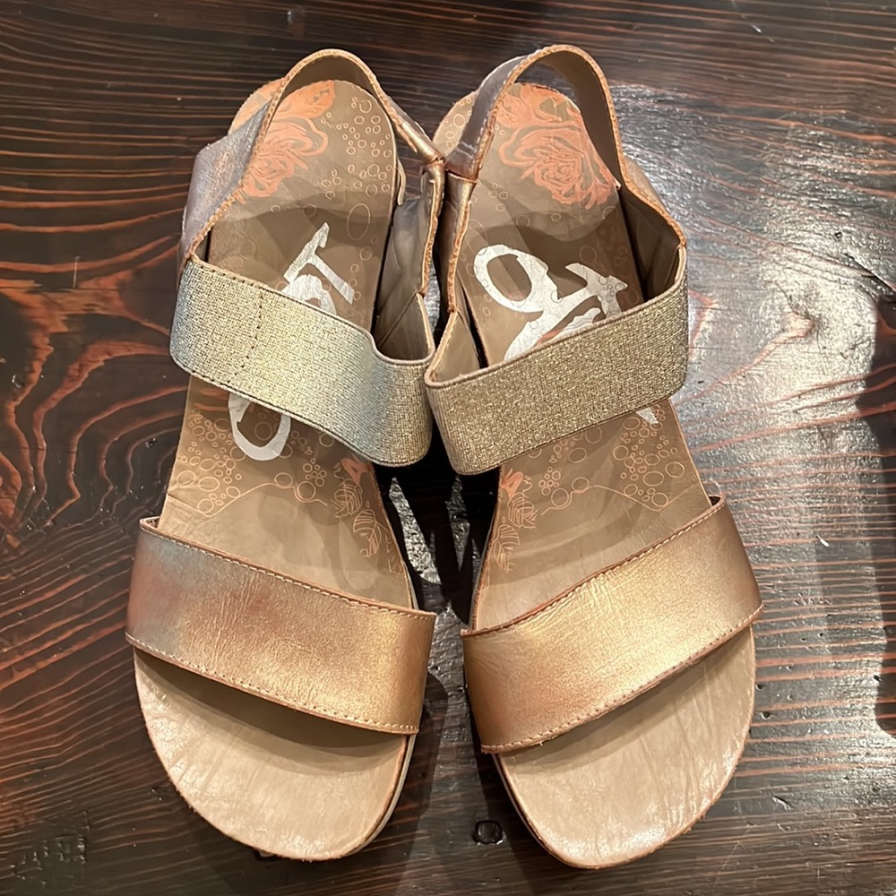 OTBT Bushnell Wedge Sandals